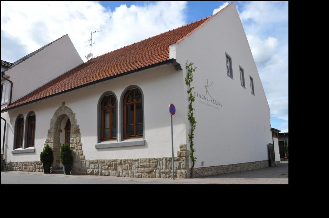 Winzerhotel Kinges-Kessel Morstadt Bagian luar foto